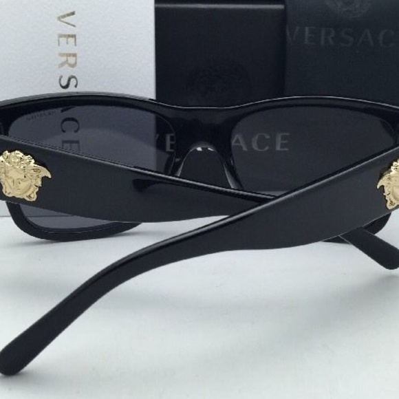 NWT Authentic Mens Versace Square Sunglasses - Picture 8 of 8